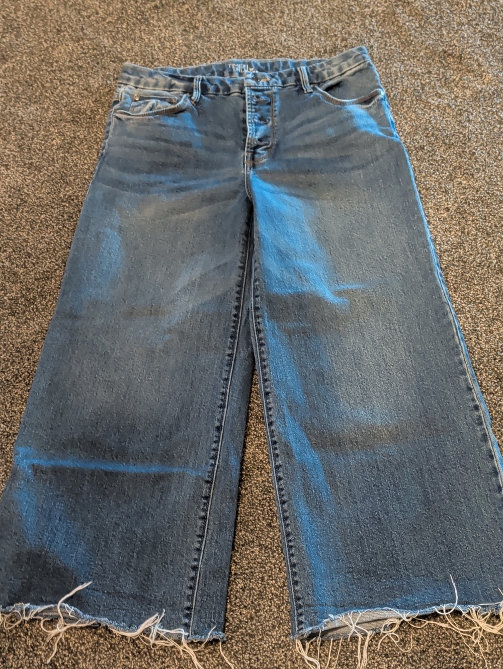Time and Tru Wide-Leg Jeans in Medium Blue